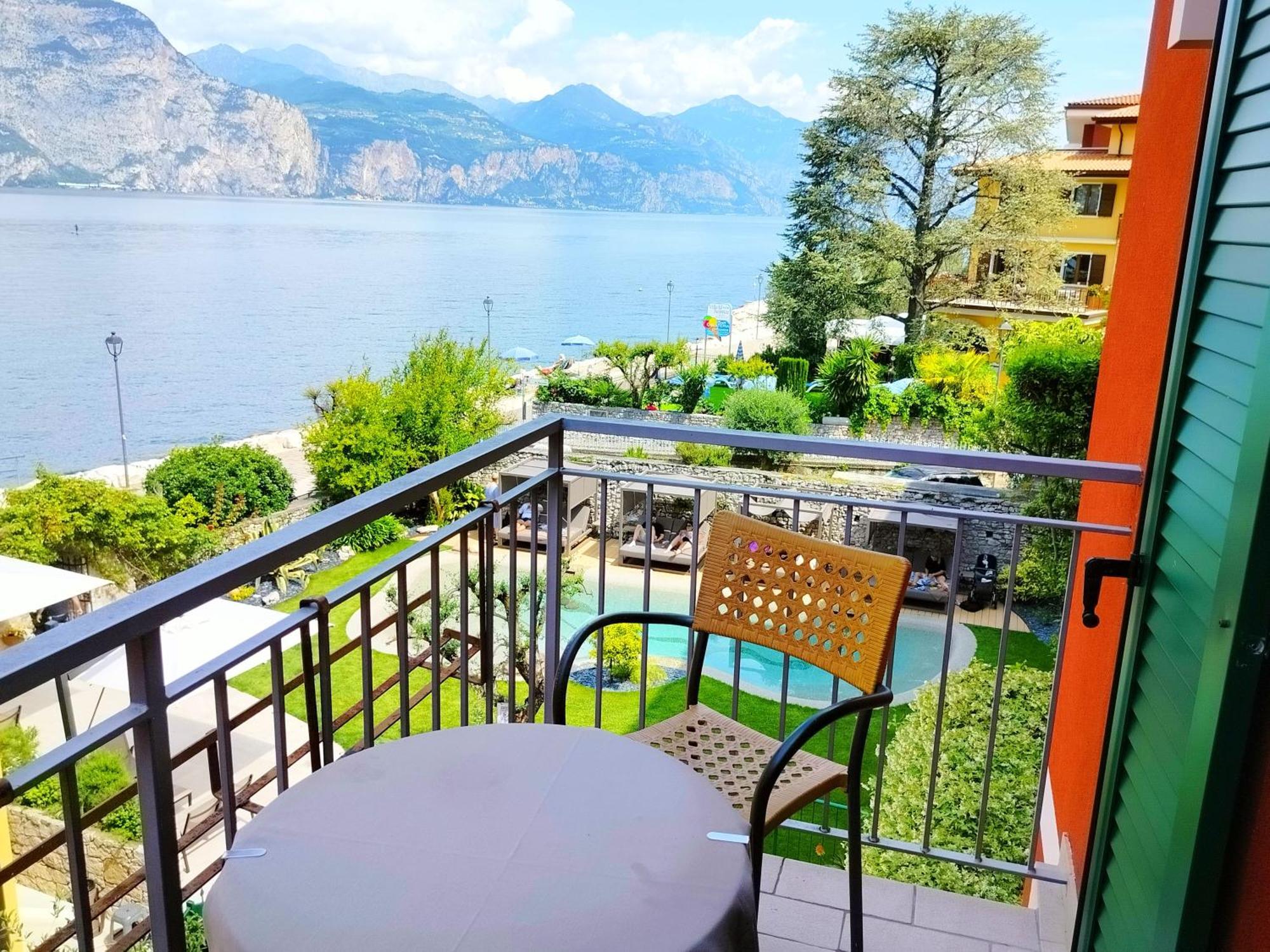 Lake Front Hotel Brenzone Εξωτερικό φωτογραφία